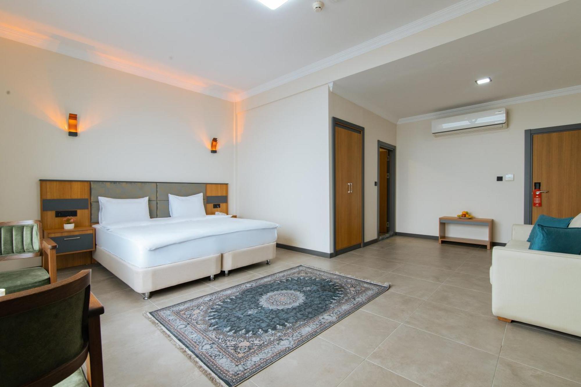 Fevzi Hoca Otel Trabzon Exterior photo